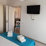 Panoramis By The Sea Апартаменты Нэводари