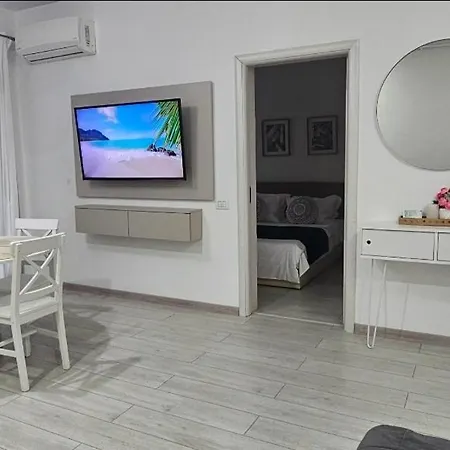 Panoramis By The Sea Апартаменты *